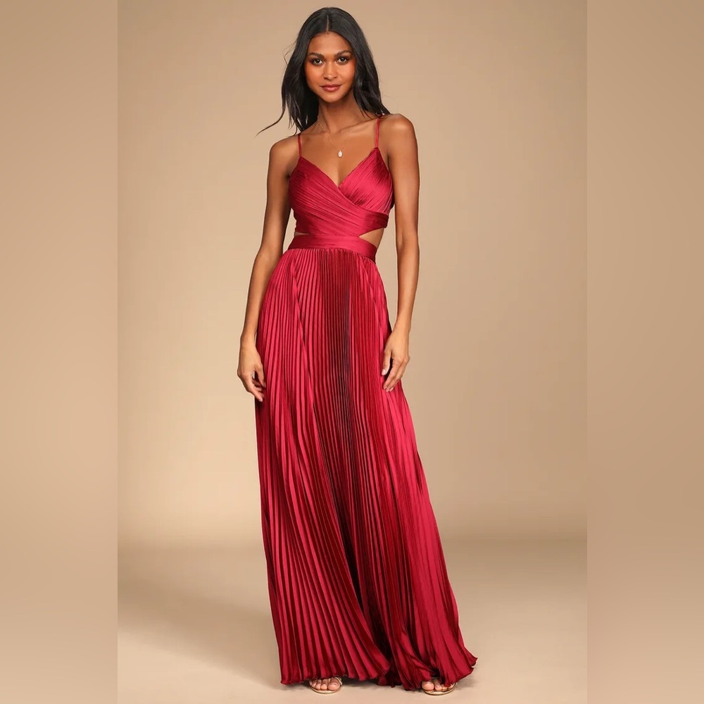 New Lulus Got the Glam Wine Red Pleated Cutout Maxi Dress Small - Picture 5 of 16